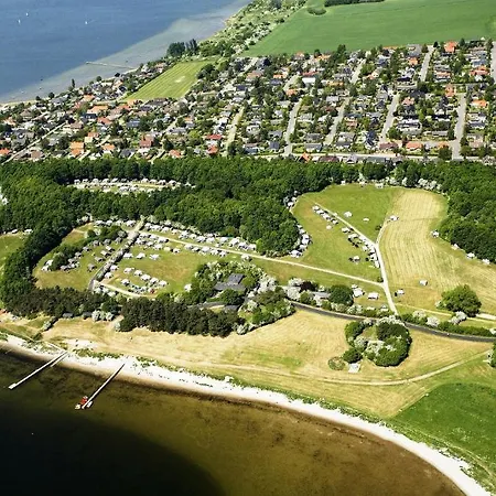Camping & Cottages
