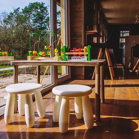 Camping & Cottages *